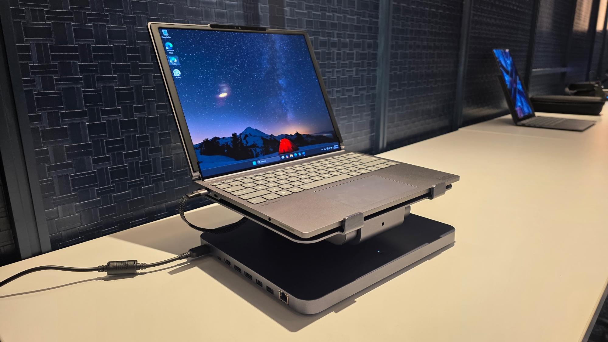 Lenovo ThinkBook VertiFlex
