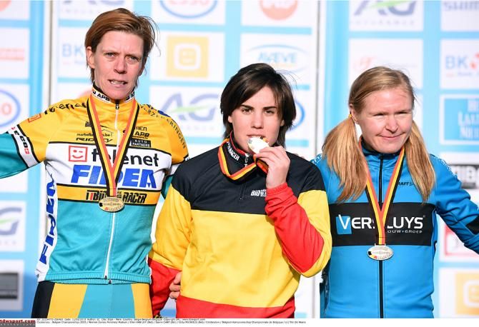 Sanne Cant wins her sixth Belgian cyclo-cross title
