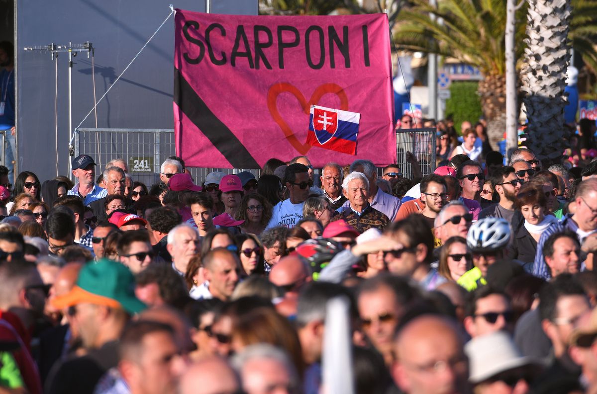 There was love for Michele Scarponi from the tifosi