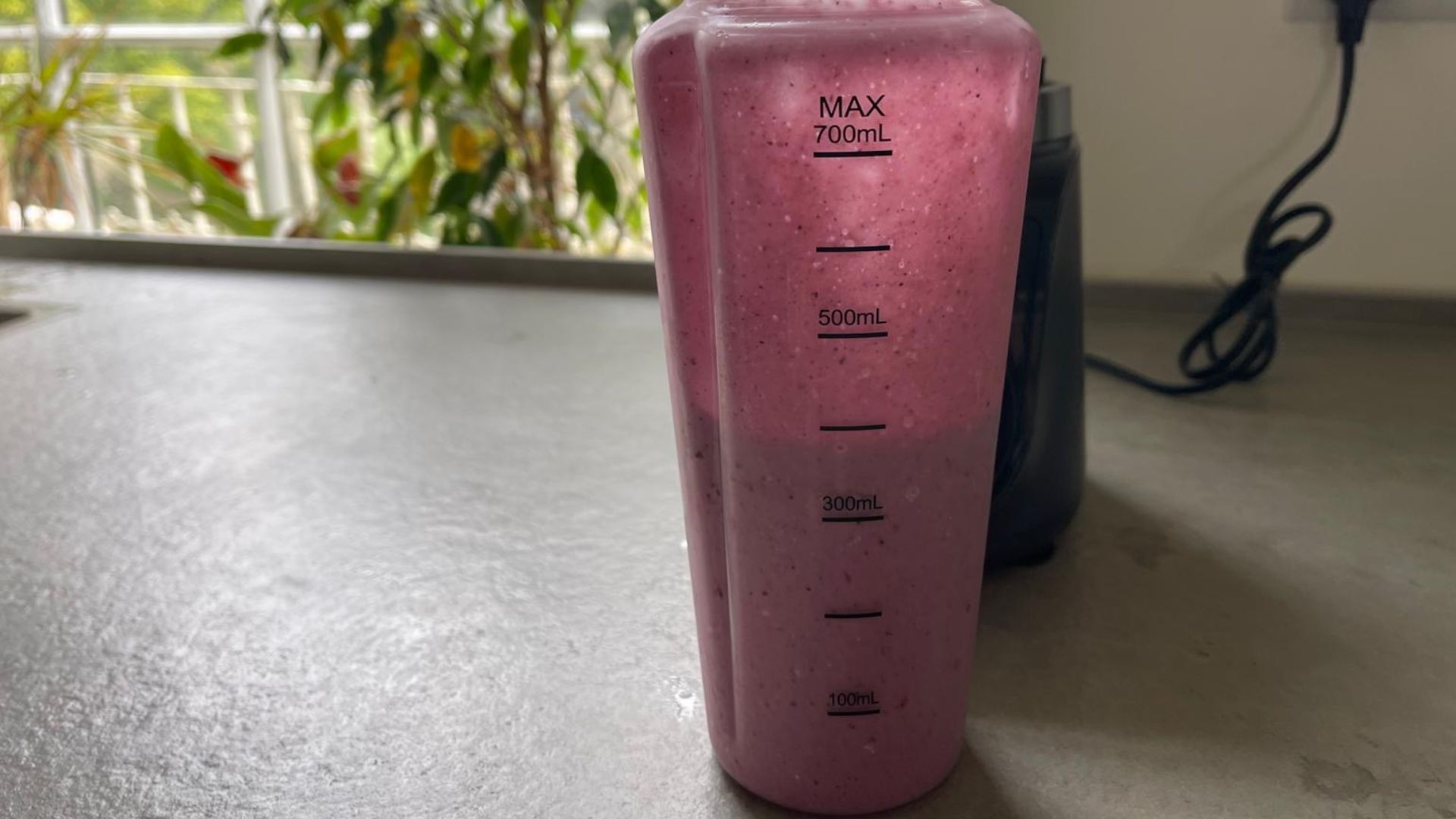 Smoothie made in the large cup of the Tefal Blend Up Bullet Blender