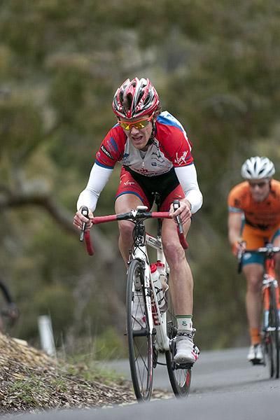 Eventual winner Cameron Peterson (Virgin Blue/RBS Morgans) on the climb before descending into the finish in Anakie.