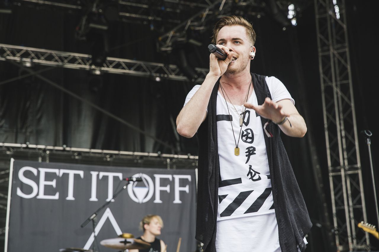 Set It Off