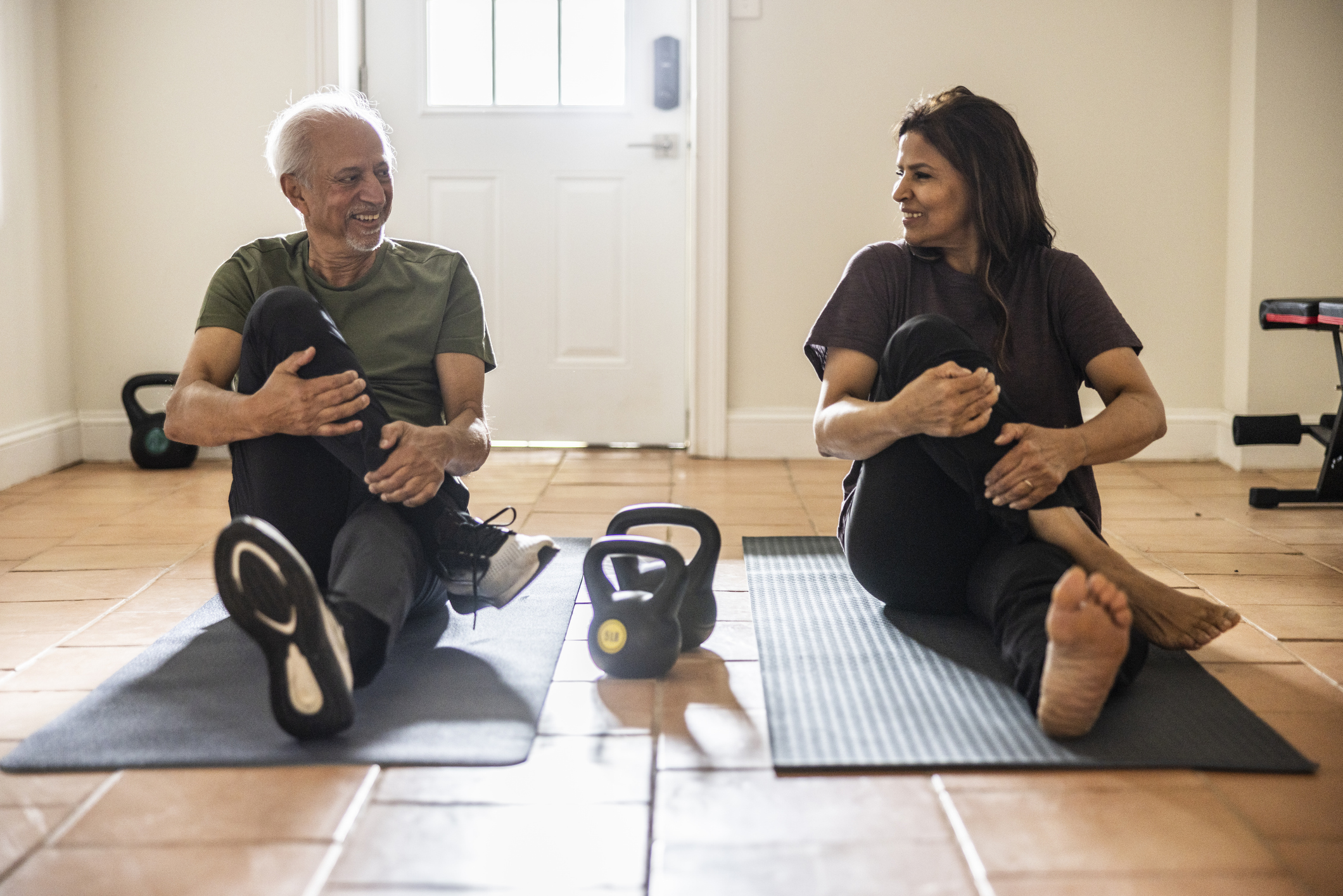 How often should you exercise to live longer and what sort of exercise should you do? Here’s what a doctor who specializes in longevity recommends
