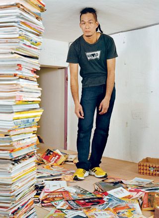Artist Huang Po-Chih in his studio