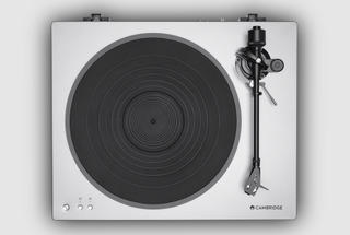 A birdseye view of the Cambridge Audio turntable