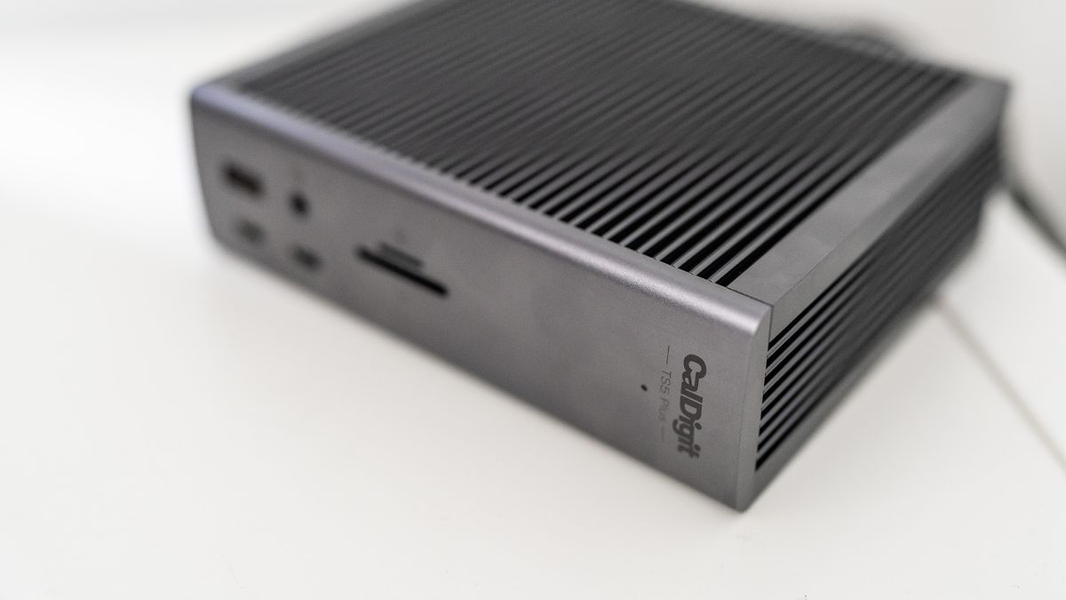 Caldigit TS5 Plus