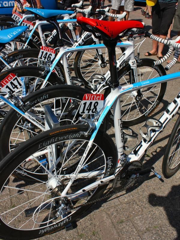 Focus has aimed for a balance of stiffness, rider comfort, and crash resistance on Team Milram's Izalco Team frames.