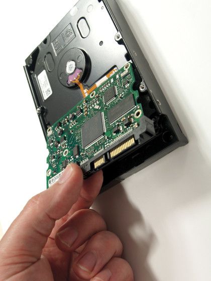 Step-by-step: Fix your hard drive - How to repair a dead hard drive ...