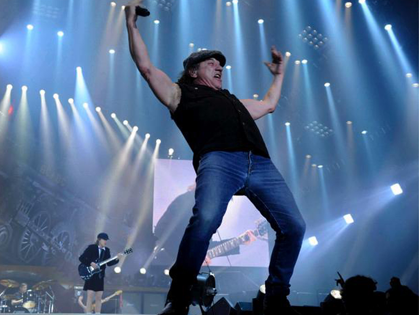 Looks like Brian Johnson is &#039;carrying&#039; on just fine