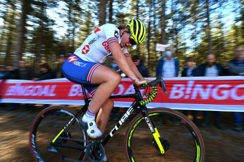 ZONHOVEN BELGIUM OCTOBER 24 Zoe Backstedt of The United Kingdom competes during the 25th Zonhoven UCI CycloCross Worldcup 2021 Womens Elite CXWorldCup UCIcyclocrossWC zonhoven on October 24 2021 in Zonhoven Belgium Photo by Luc ClaessenGetty Images