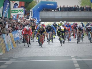 Stage 2 - Coquard wins stage 2 in Sarthe