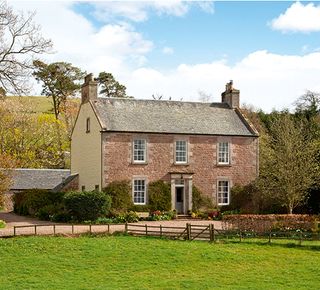 country houses for sale within easy commuting distance of edinburgh