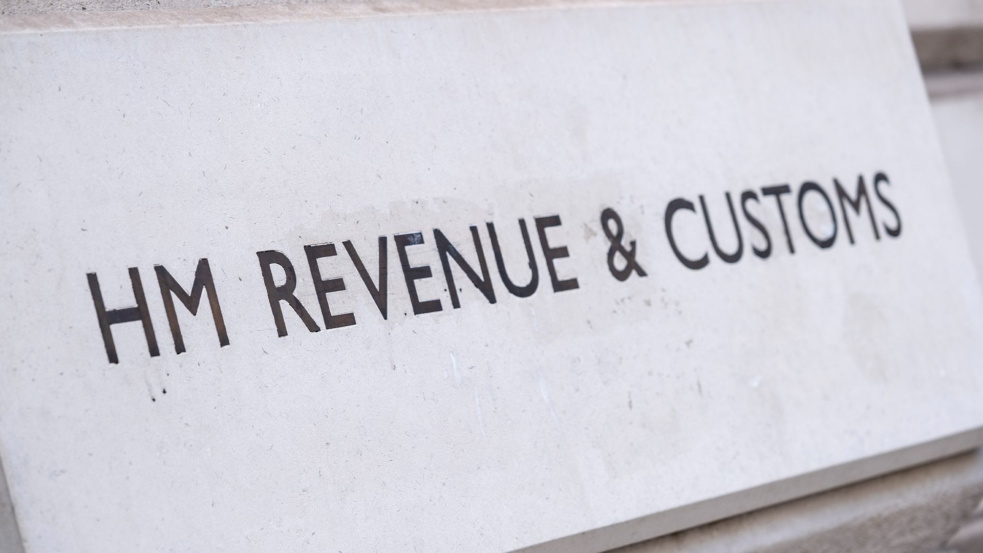 itpro.com - Emma Woollacott - HMRC continues digital transformation drive with Capgemini AI deal