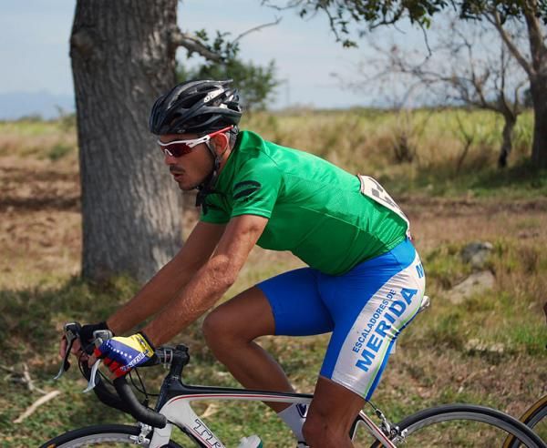 Jose Alarcon (Sumiglov-Gober. Merida) leads the mountains classification and is second on GC.