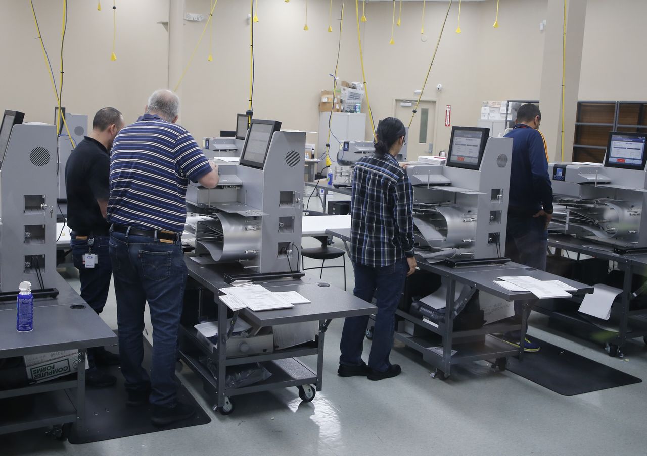 Voting machines in Florida.