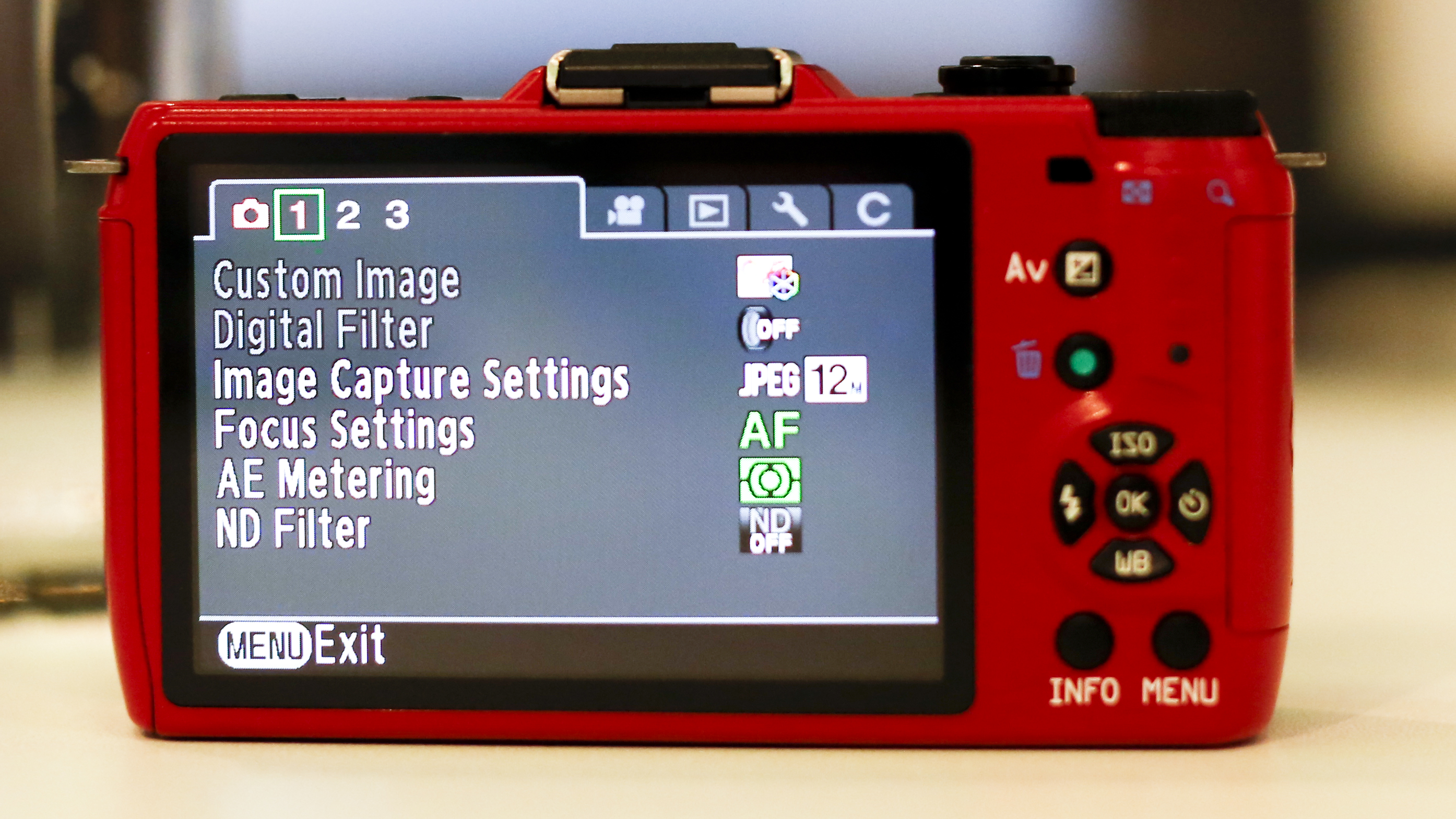 Pentax Q10 review