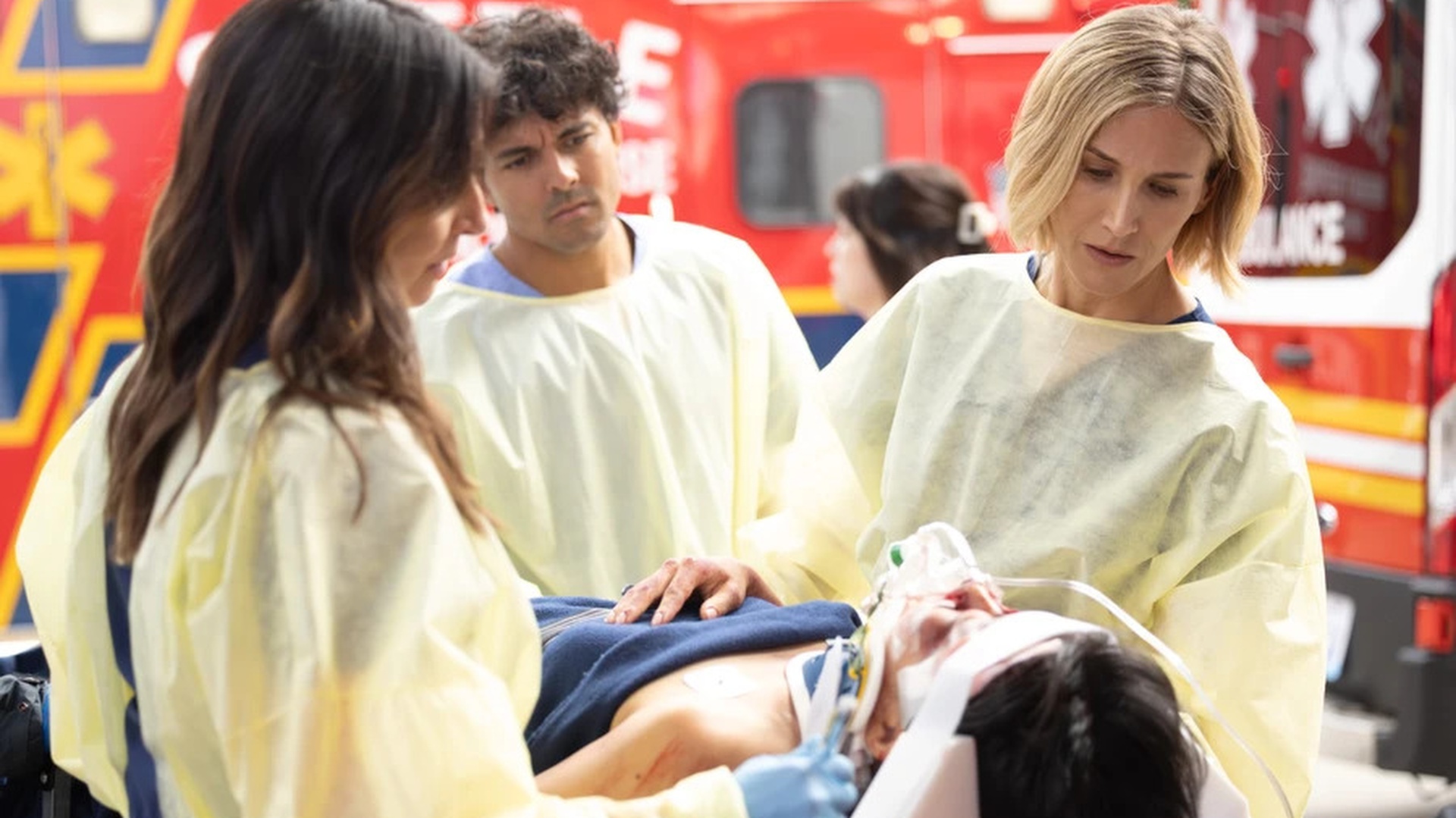 Caterina Scorsone, Niko Thero and Jen Landon in Grey's Anatomy season 23