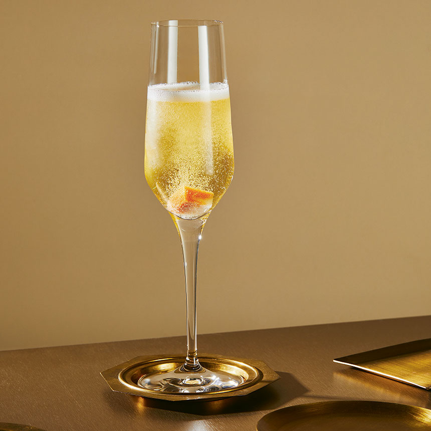 Champagne cocktail