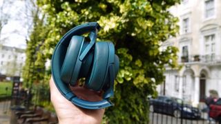 Sony H.ear On MDR-100ABN review