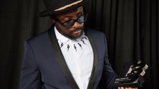 Will.I.am with his award