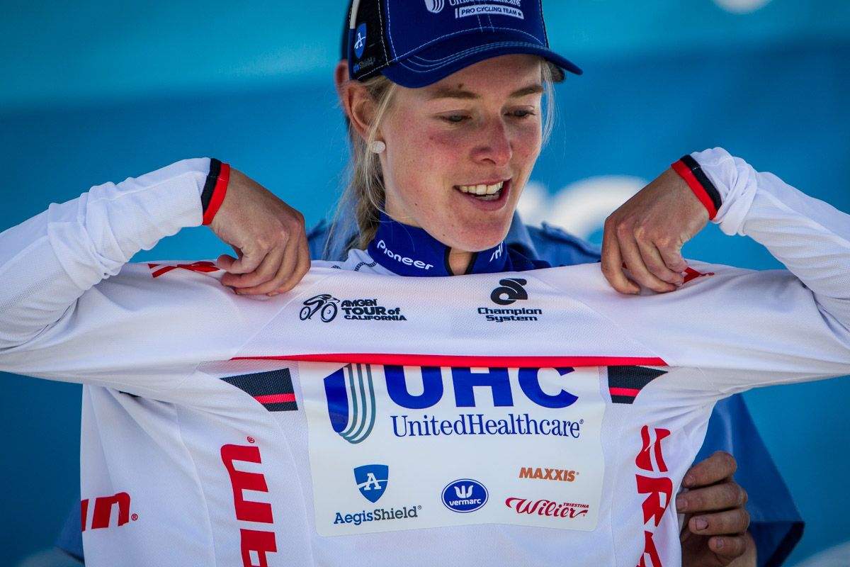Hannah Barnes (UnitedHealthcare) gets the best young rider jersey for another day.