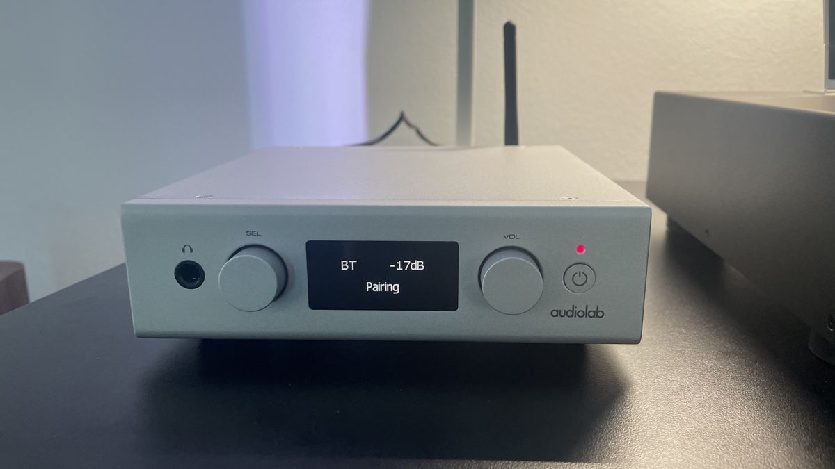Audiolab D7 DAC on a black stand