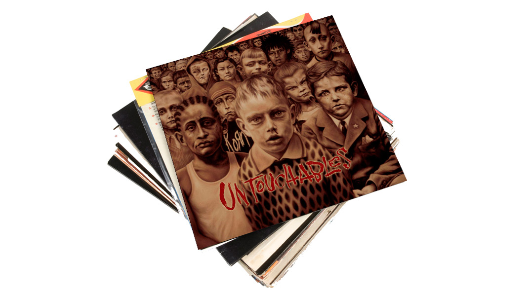 9. Korn - Untouchables (2002)