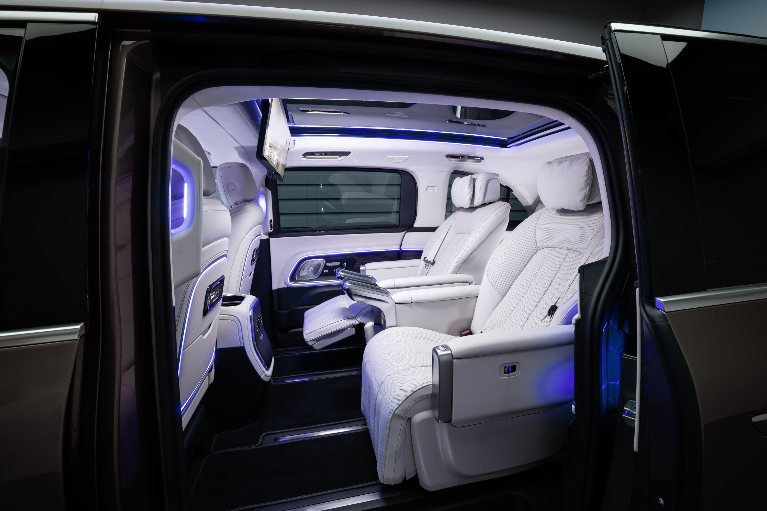 Inside the Mercedes-Benz VLE