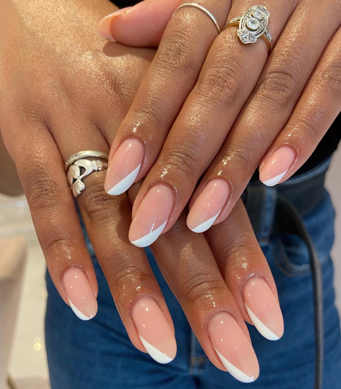 @corrinnabianca white nail designs