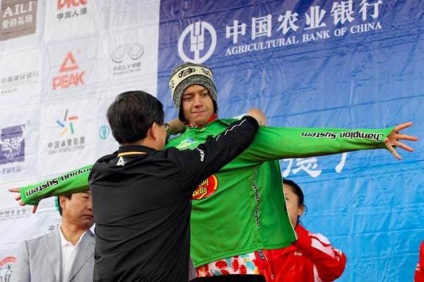 Kiel Reijnen (Jelly Belly) spreads his wings in Bird Island.
