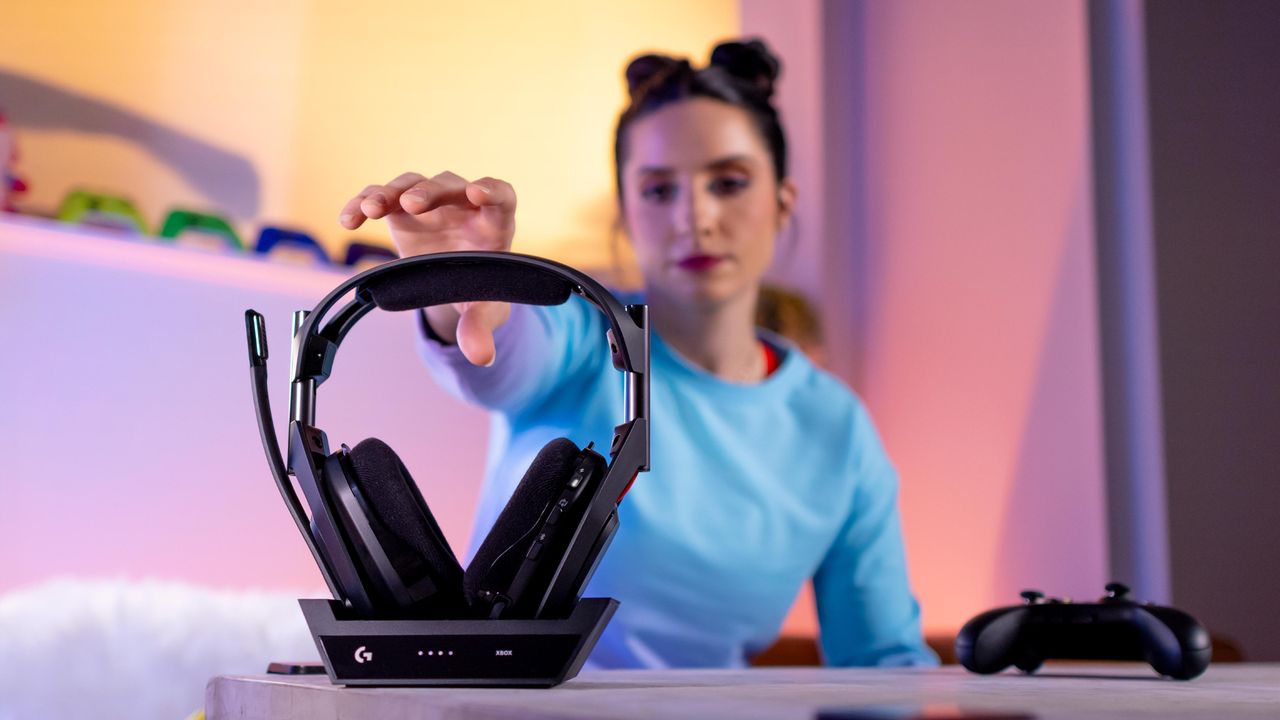 Image of the Logitech ASTRO A50 (Gen 5).