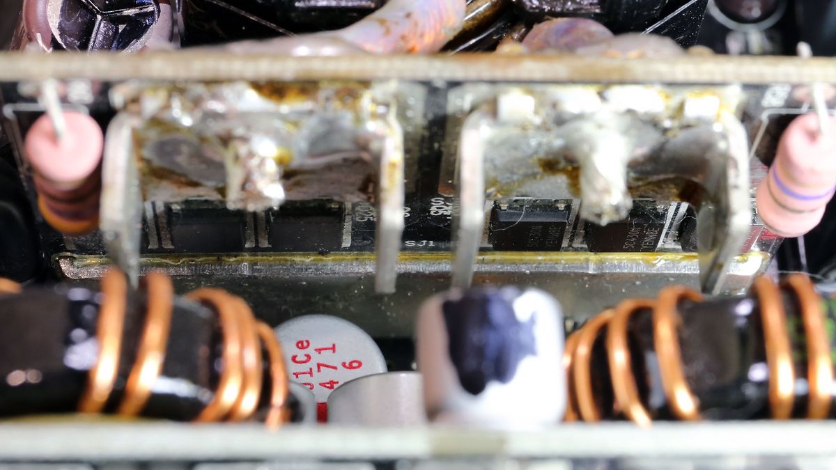 Corsair RM750x