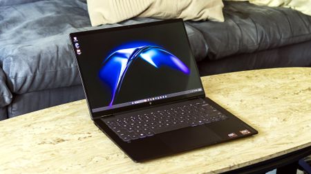 HP OmniBook X Flip 14
