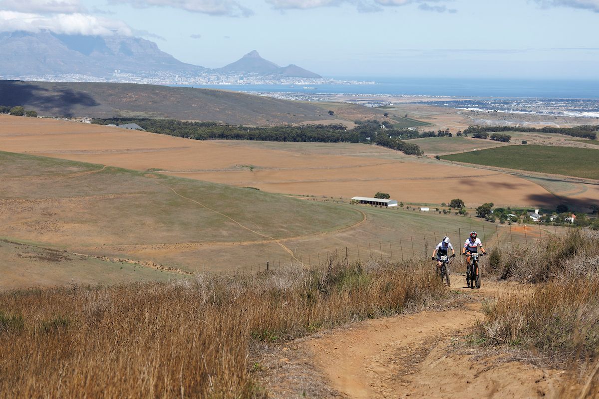 Candice Lill and Amy Wakefield during the Prologue of the 2023 Absa Cape Epic Mountain Bike stage race held at Meerendal Wine Estate, Durbanville, Cape Town, South Africa on the 19th March 2023. Photo by Nick Muzik/Cape Epic
PLEASE ENSURE THE APPROPRIATE CREDIT IS GIVEN TO THE PHOTOGRAPHER AND ABSA CAPE EPIC
