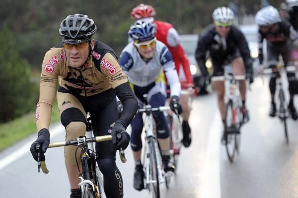 David Vitoria (Footon-Servetto) leads the breakaway