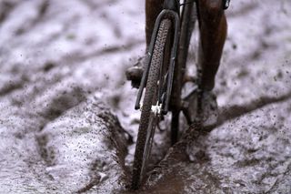 Cyclo-cross racing