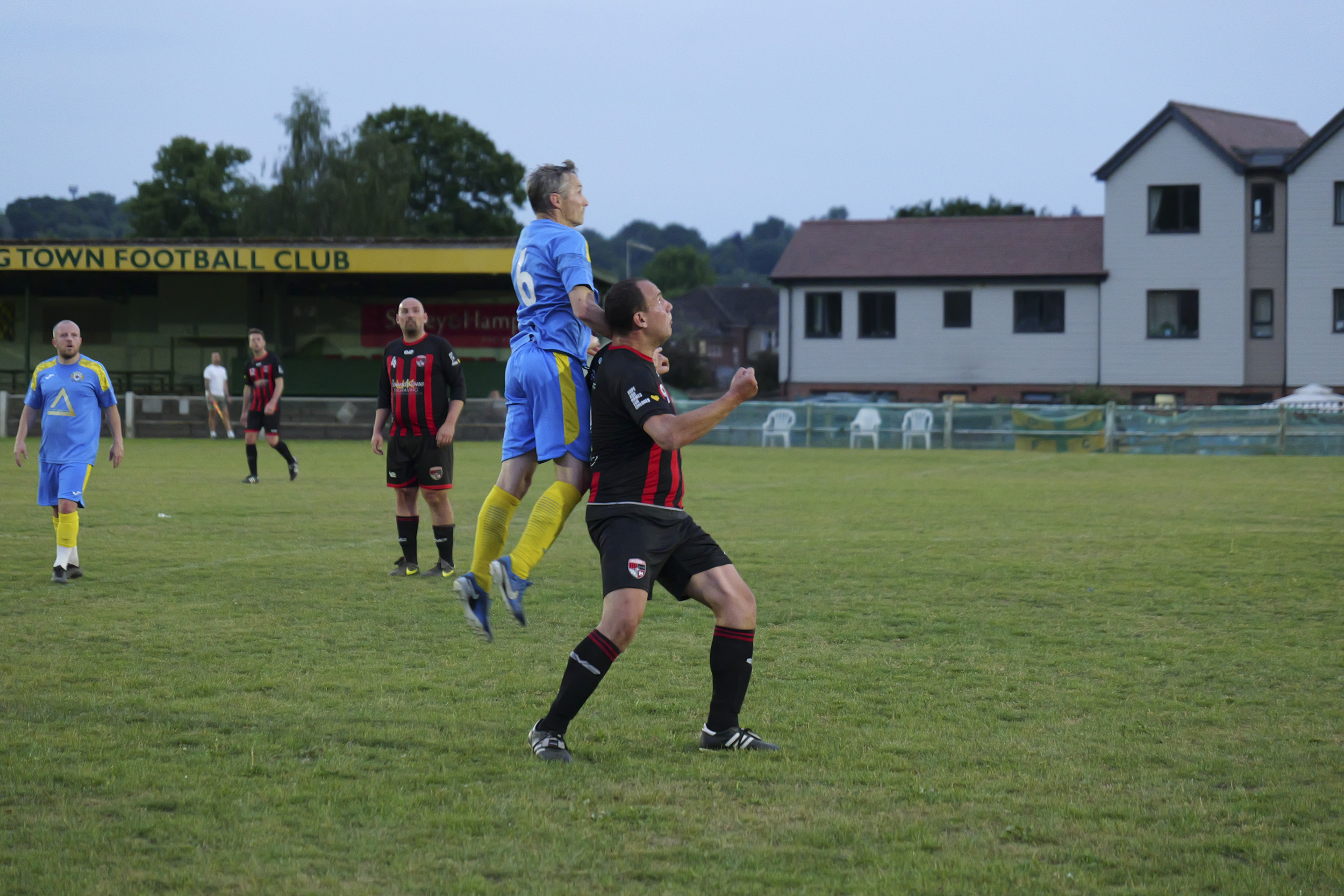 Panasonic Lumix S1 II sample gallery: footballers in action during game at last light