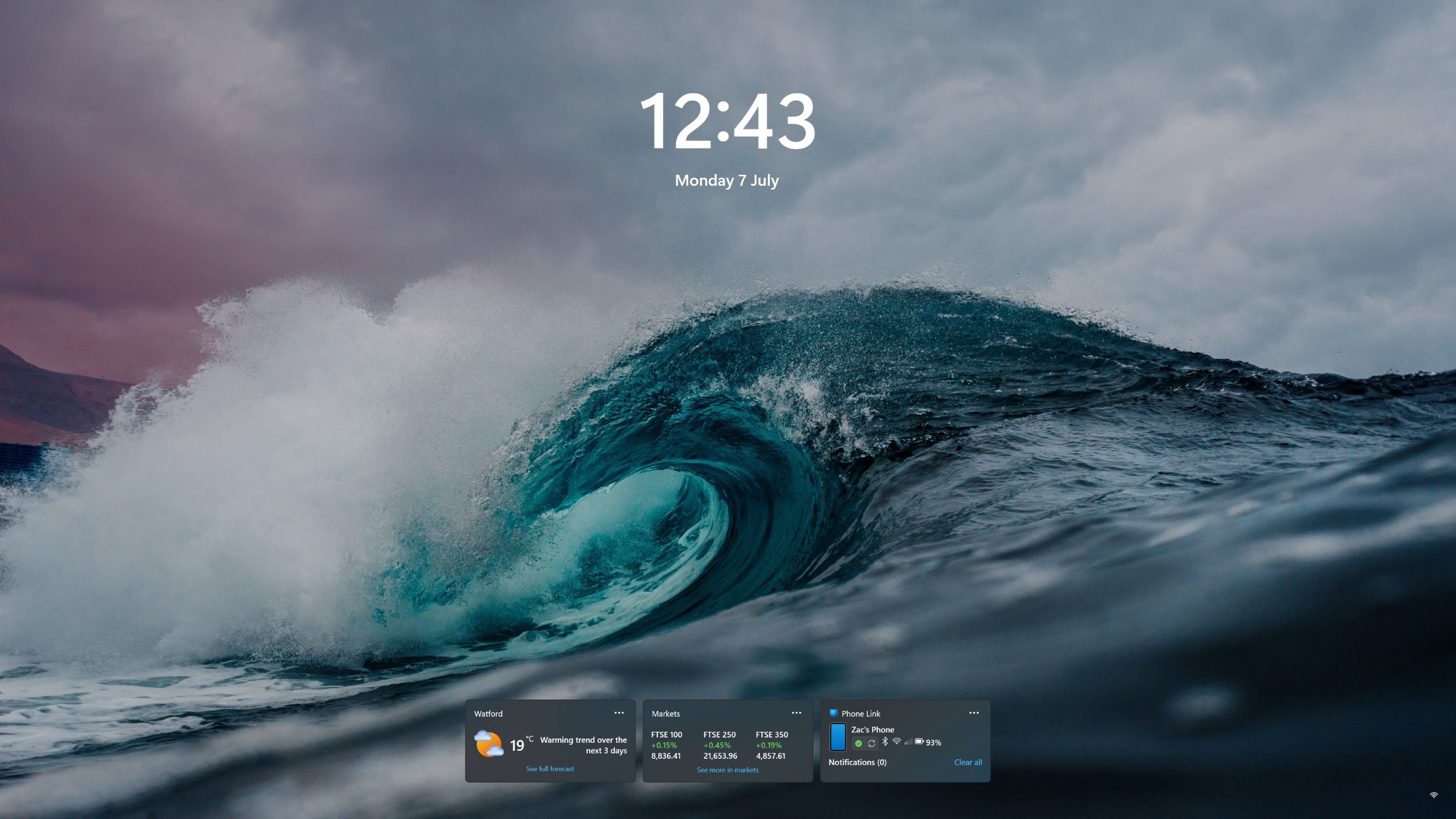 Windows 11 lock screen with customizable widgets
