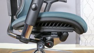 The adjustment knobs on the right side of the X-Chair X3