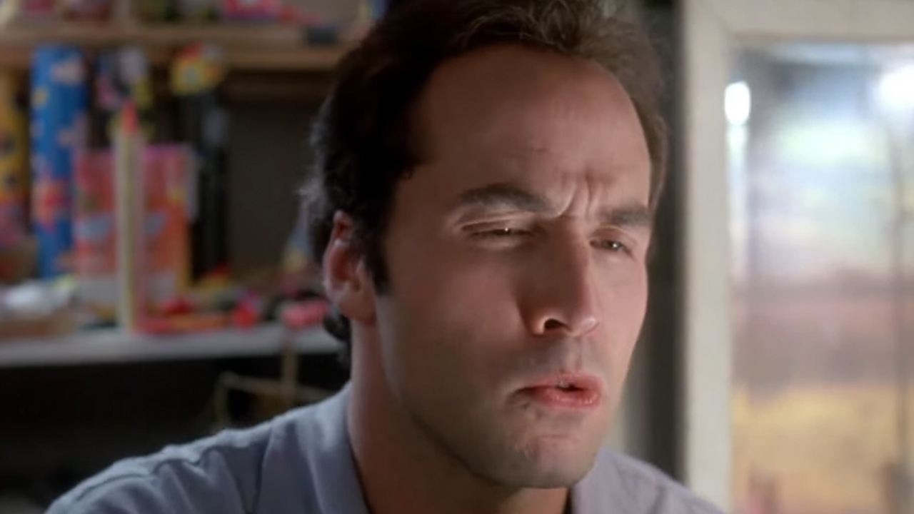 Jeremy Piven looking serious in PCU