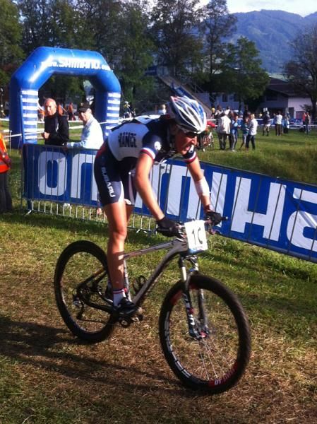 Julie Bresset rode as the third person on the French team relay squad