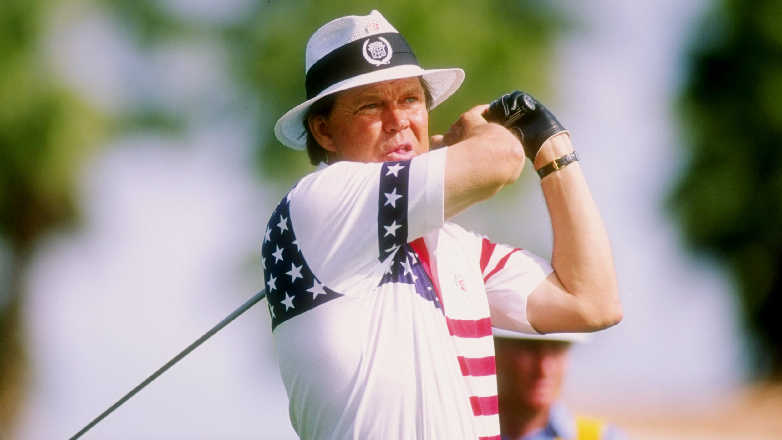 Glen Campbell playing golf in 1993