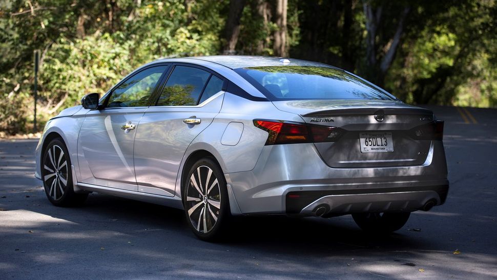 How fullstop adaptive cruise control helps you drive the 2020 Nissan