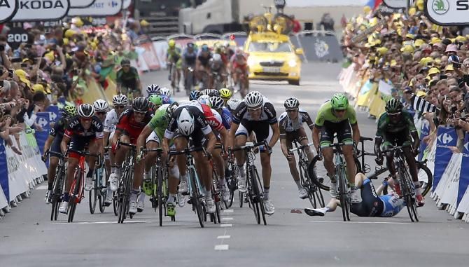 It was a crash-filled sprint to the stage 7 finish line in Nancy