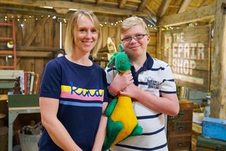 TV tonight – Marissa, Jonah and Duncan the dragon.