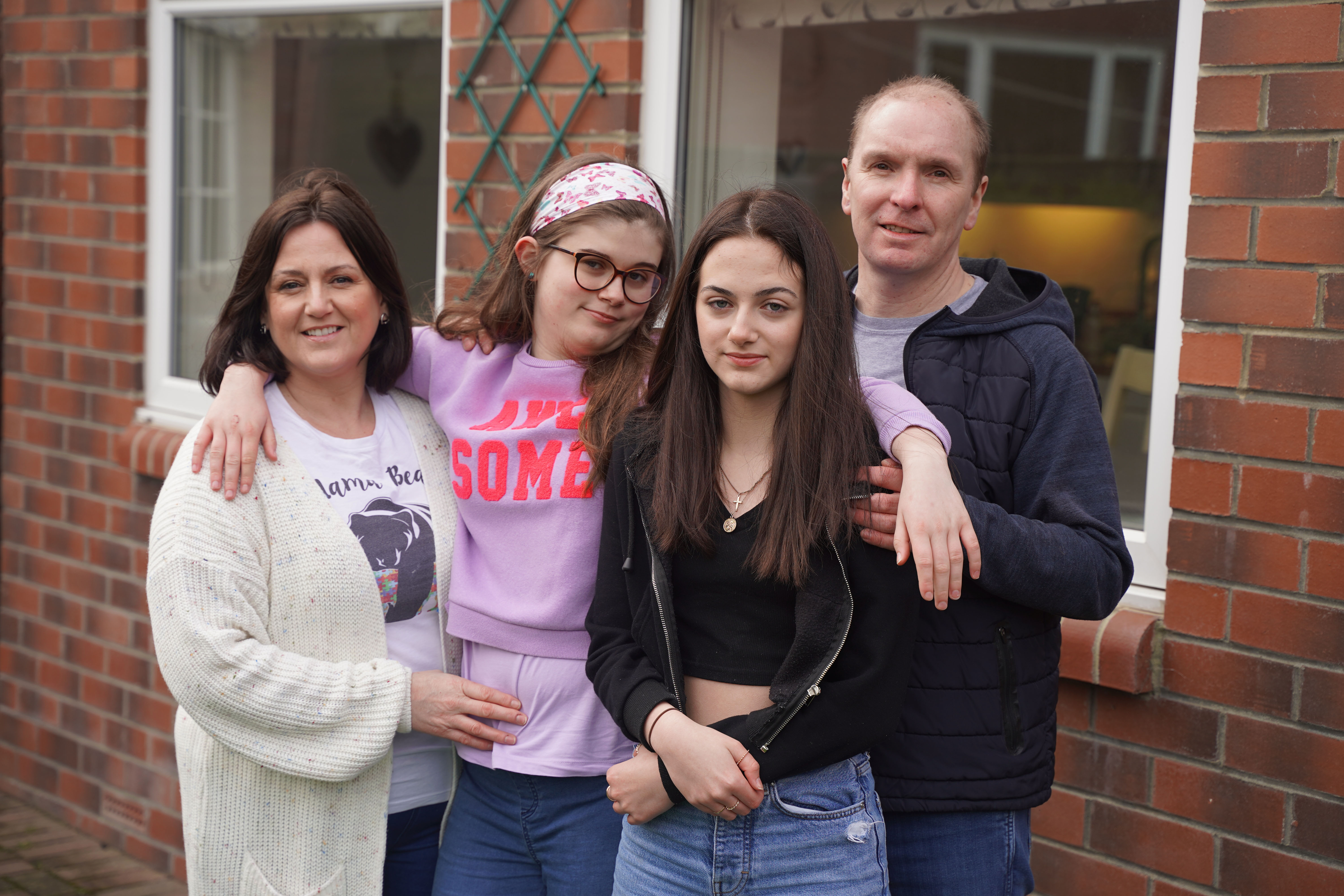 TV tonight The Lowther family on Eat, Shop, Save