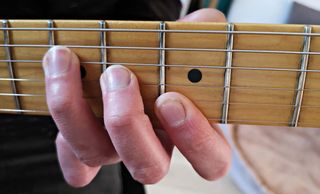 How to play partial barre chords