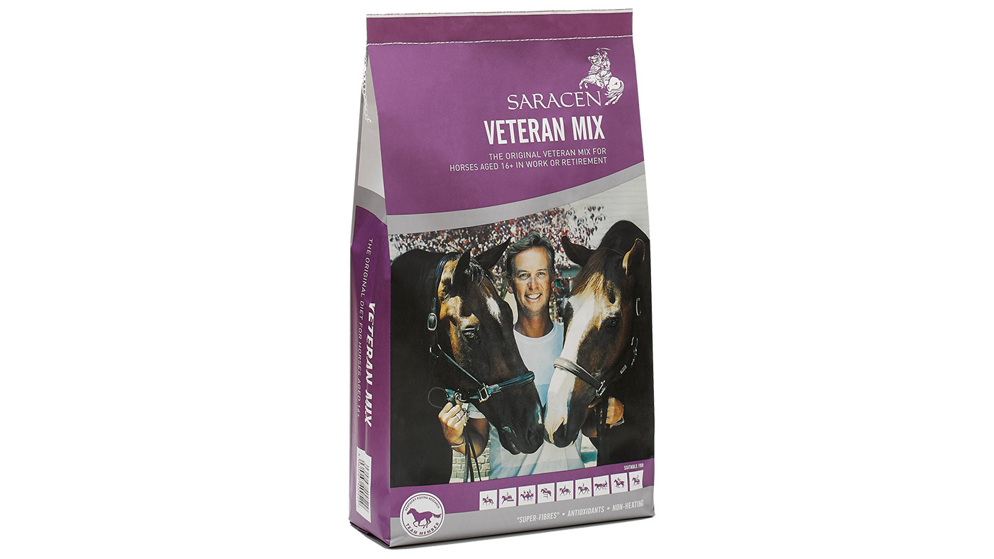 Saracen Horse Feeds Veteran Mix