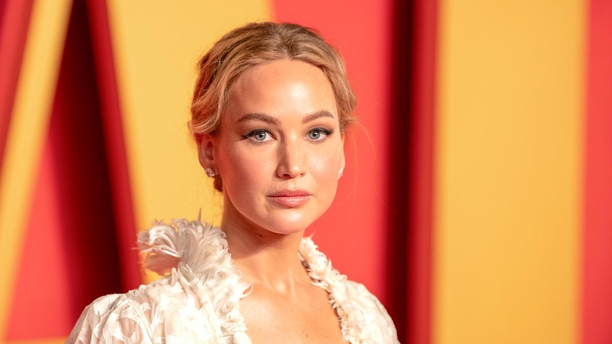 Read more about the article Jennifer Lawrence to star in Apple’s ‘Real Housewives’-inspired crime thriller – what we know about ‘The Wives’