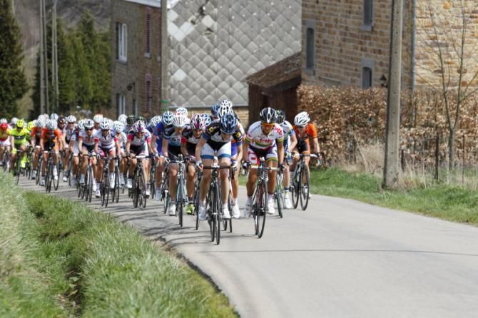 The bunch on another of the climbs, led by Rachel Neylan (Hitec Products)